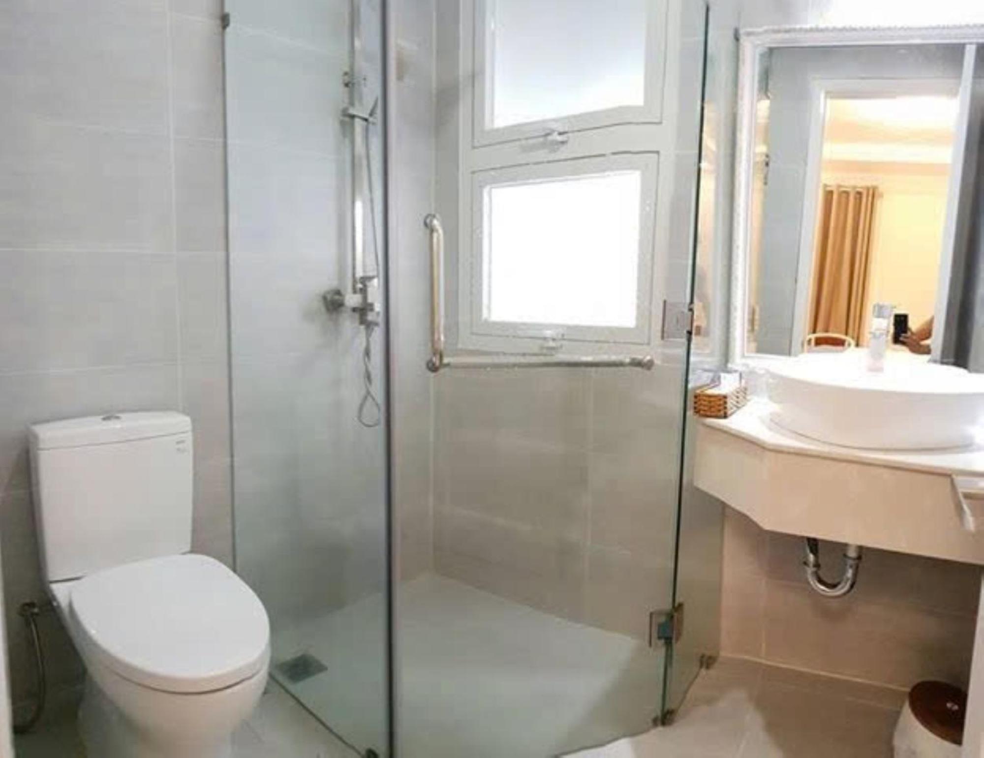 Khai Hung Hotel Binh Chanh Ho Či Minovo Město Exteriér fotografie